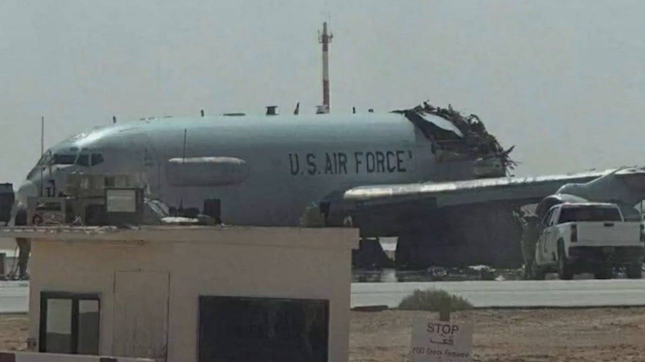 Foto - İran çetin ceviz çıktı! ABD’nin casus uçağı paramparça