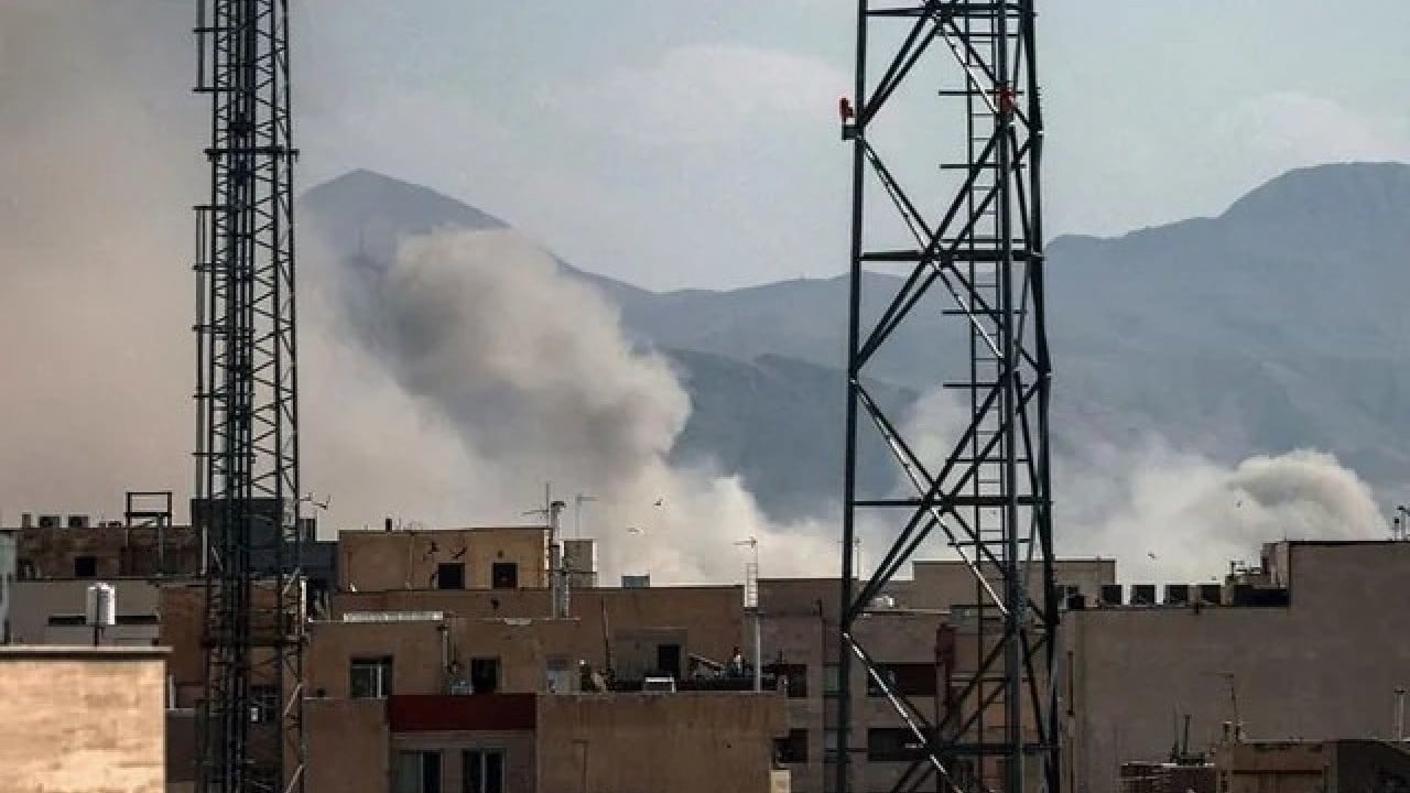 Foto - İran Cumhurbaşkanı Mesud Pezeşkiyan kahreden haberi verdi