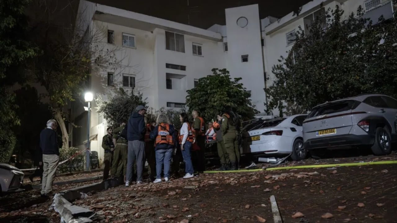 Foto - İran füzeleri demir kubbeyi deldi geçti! İşgalci panikte