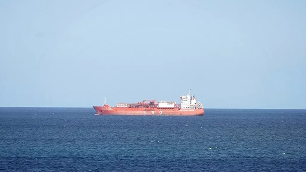Foto - İran, Hürmüz Boğazı'nda ticari bir gemiye el koydu: Bölgede gerilim tırmanıyor! Yeni gelişme, şok olay