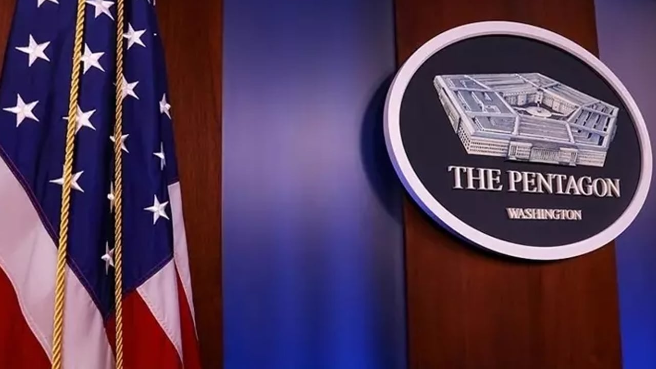 Foto - İran, Hürmüz Boğazı'nda ticari bir gemiye el koydu: Bölgede gerilim tırmanıyor! Yeni gelişme, şok olay