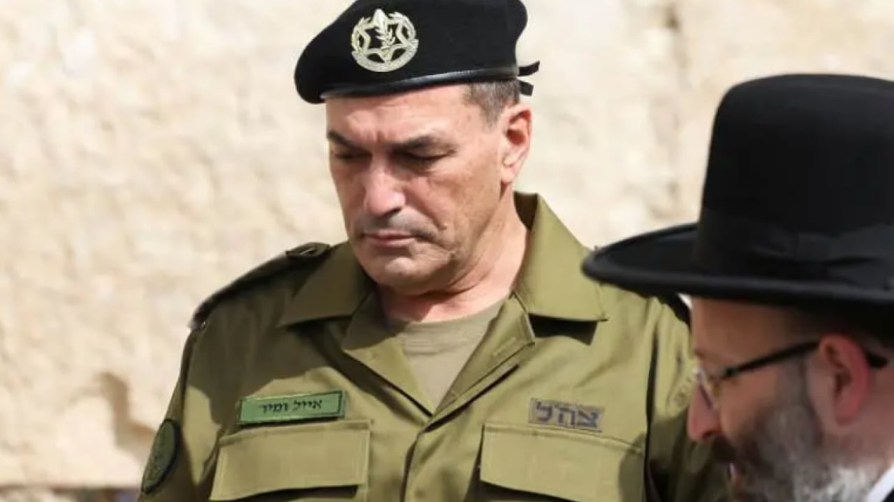 Foto - İran ölüm listesini yayınladı! Zirvedeki isim şaşırtmadı!