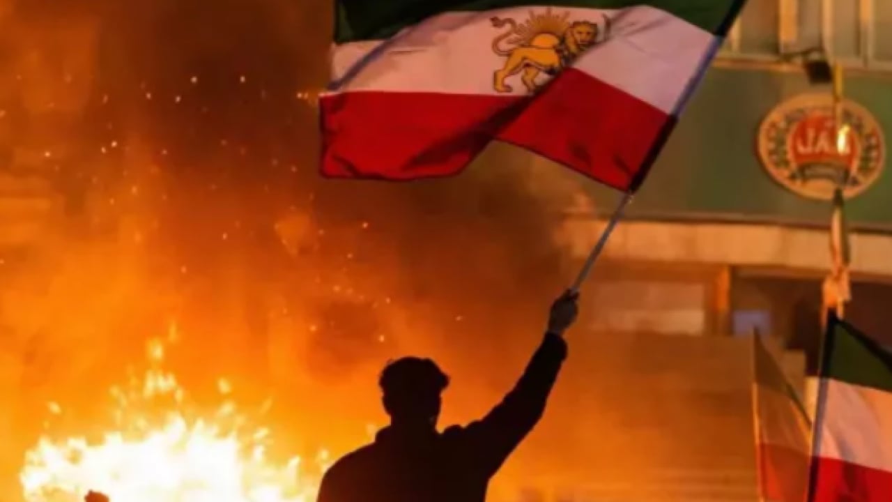 Foto - İran'da sular durulmuyor: Ölü ve tutuklu sayısı belli oldu!