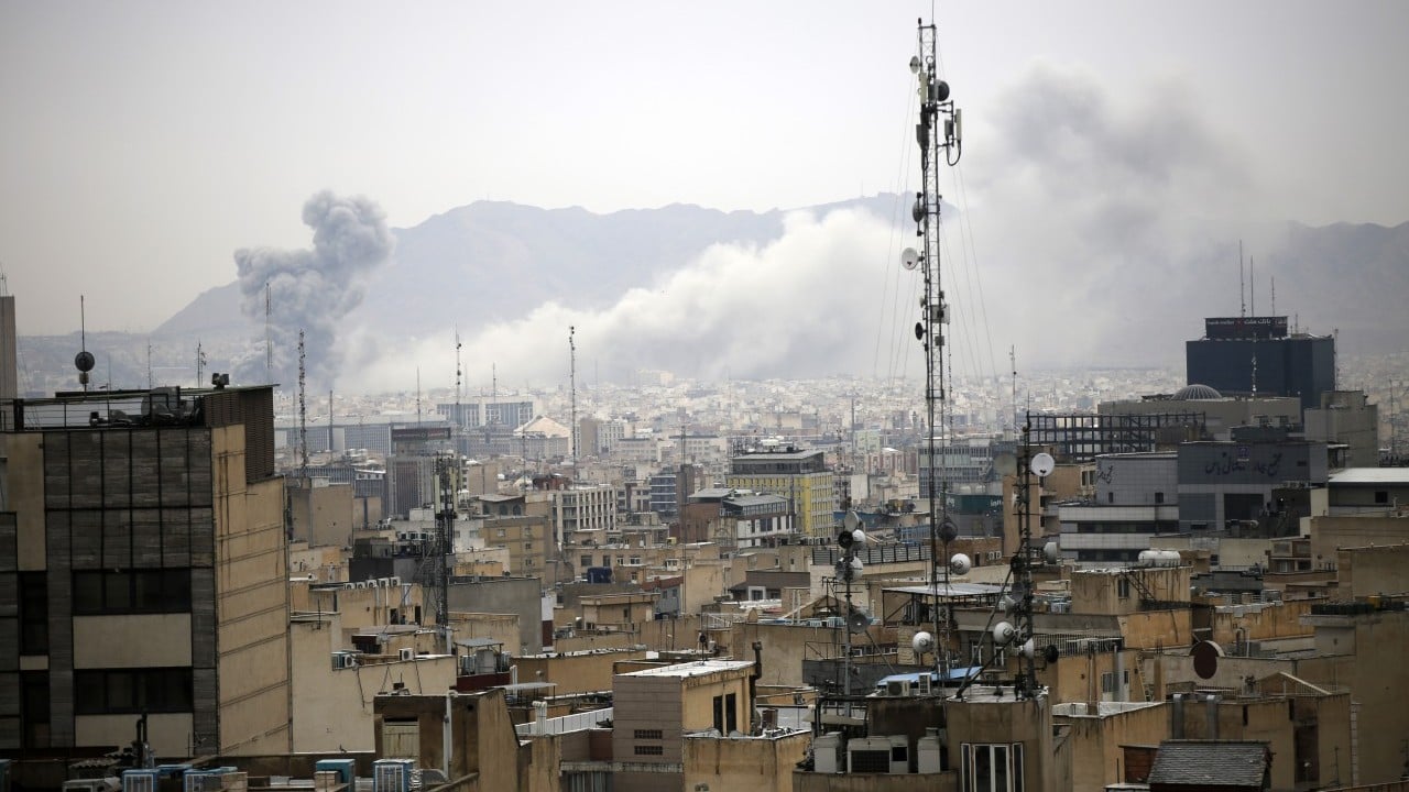 Foto - İran Sağlık Bakanlığı duyurdu: ABD-İsrail saldırılarında bugüne kadar 210 çocuk yaşamını yitirdi