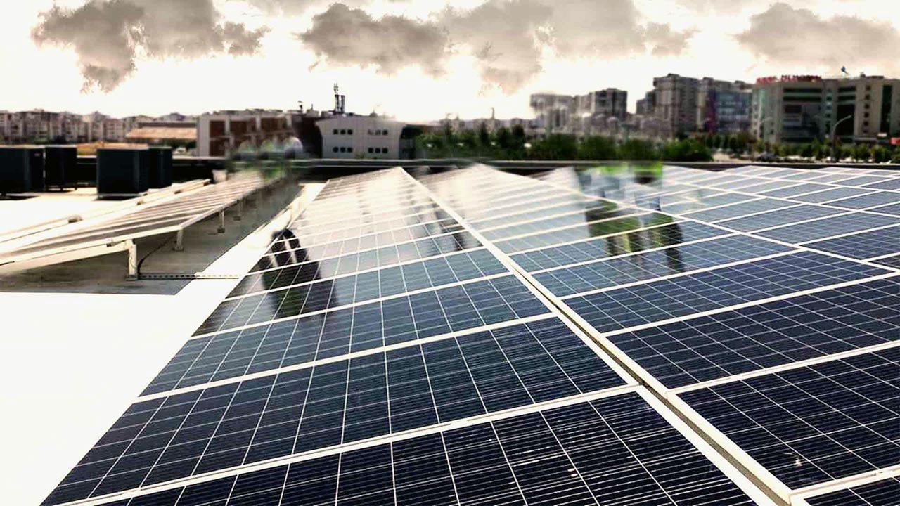 Foto - İran savaşı ders oldu! Petrole bağımlılık azalacak