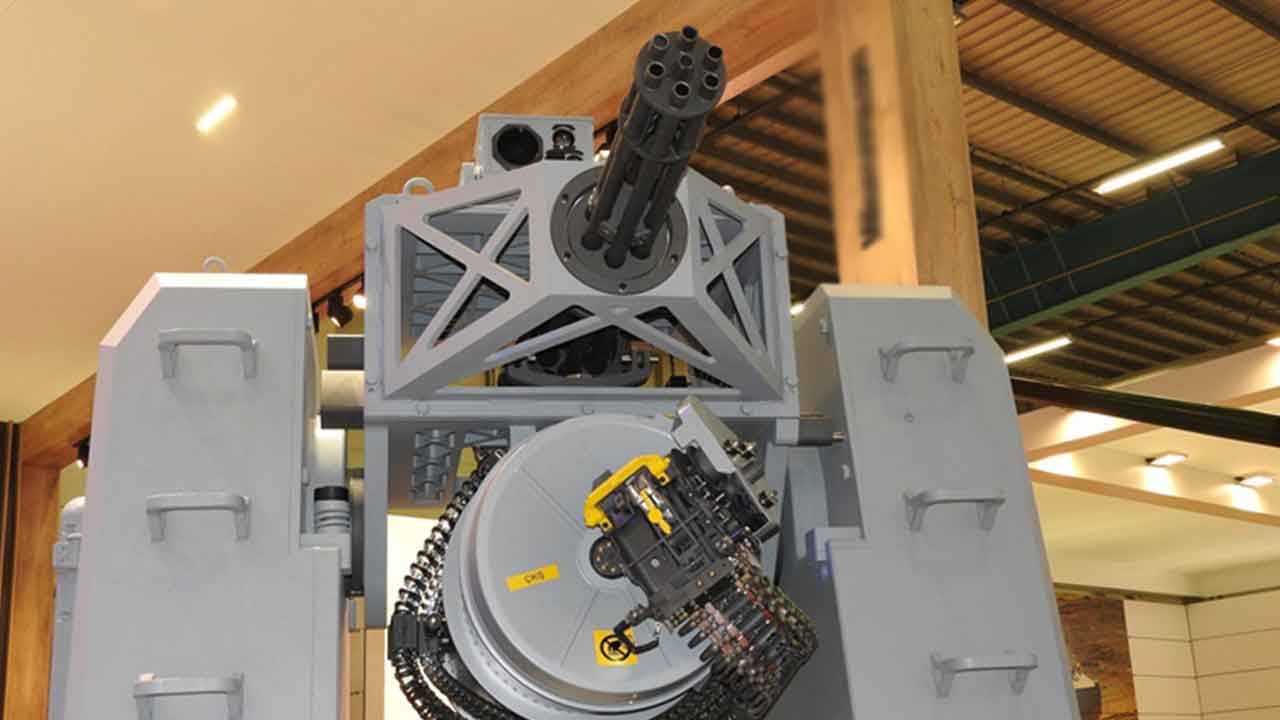 Foto - İran savaşı sürerken Türkiye yeni silahını çıkardı: Saniyede 150 mermi atıyor, hedefi cayır cayır yakıyor