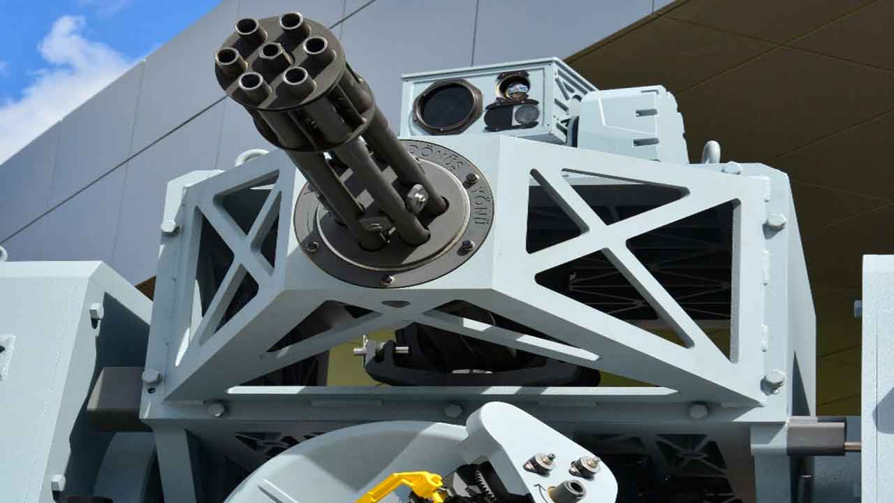 Foto - İran savaşı sürerken Türkiye yeni silahını çıkardı: Saniyede 150 mermi atıyor, hedefi cayır cayır yakıyor