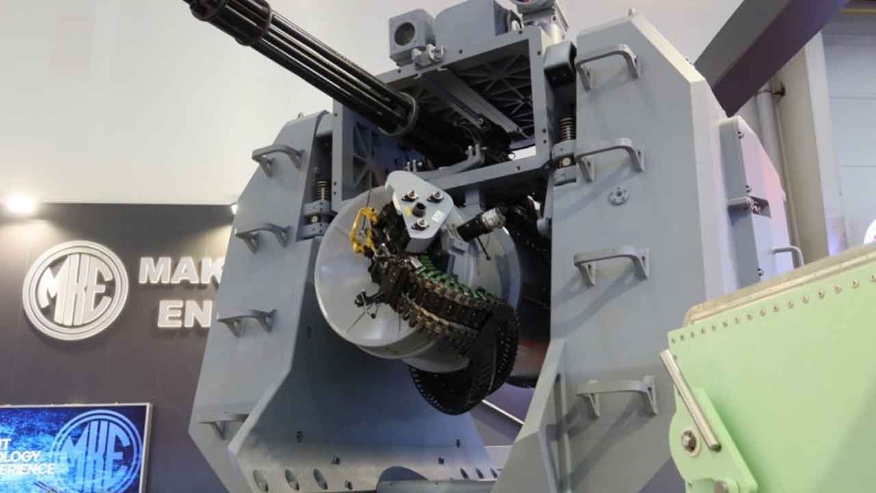 Foto - İran savaşı sürerken Türkiye yeni silahını çıkardı: Saniyede 150 mermi atıyor, hedefi cayır cayır yakıyor