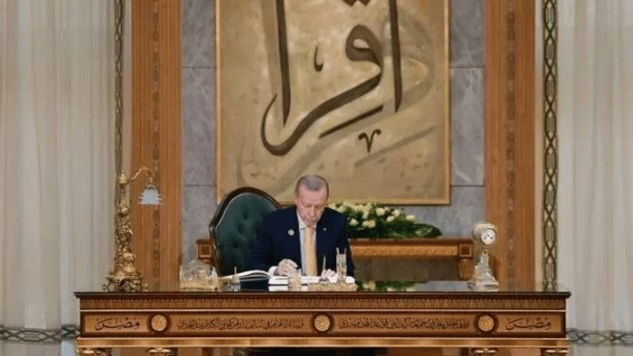 Foto - İran savaşıyla ilgili çarpıcı anket: İşte Türkiye hangi ülkeyle hareket etmeli sorusunun cevabı!