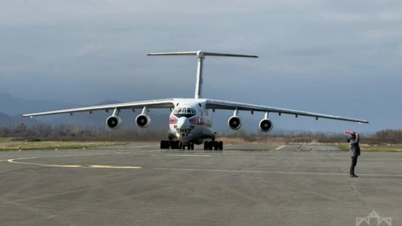 Foto - İran sınırında belirdi! Dünya bu uçağı konuşuyor