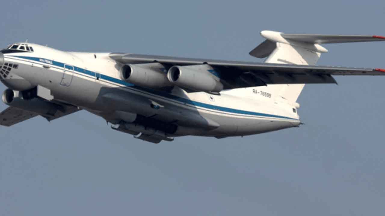 Foto - İran sınırında belirdi! Dünya bu uçağı konuşuyor