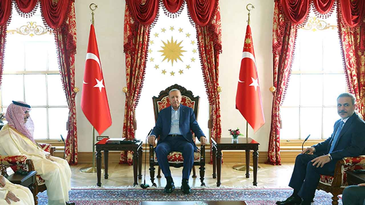 Foto - İran ve Suriye'de tansiyon yükselirken Türkiye ile Suudi Arabistan'dan flaş hamle geldi