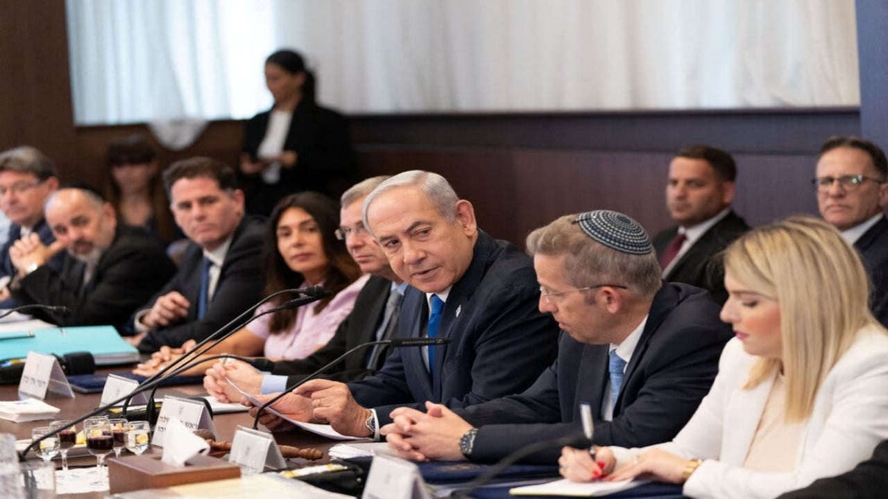 Foto - İran’a bu sabah saldırı başlatan Netanyahu’dan flaş karar