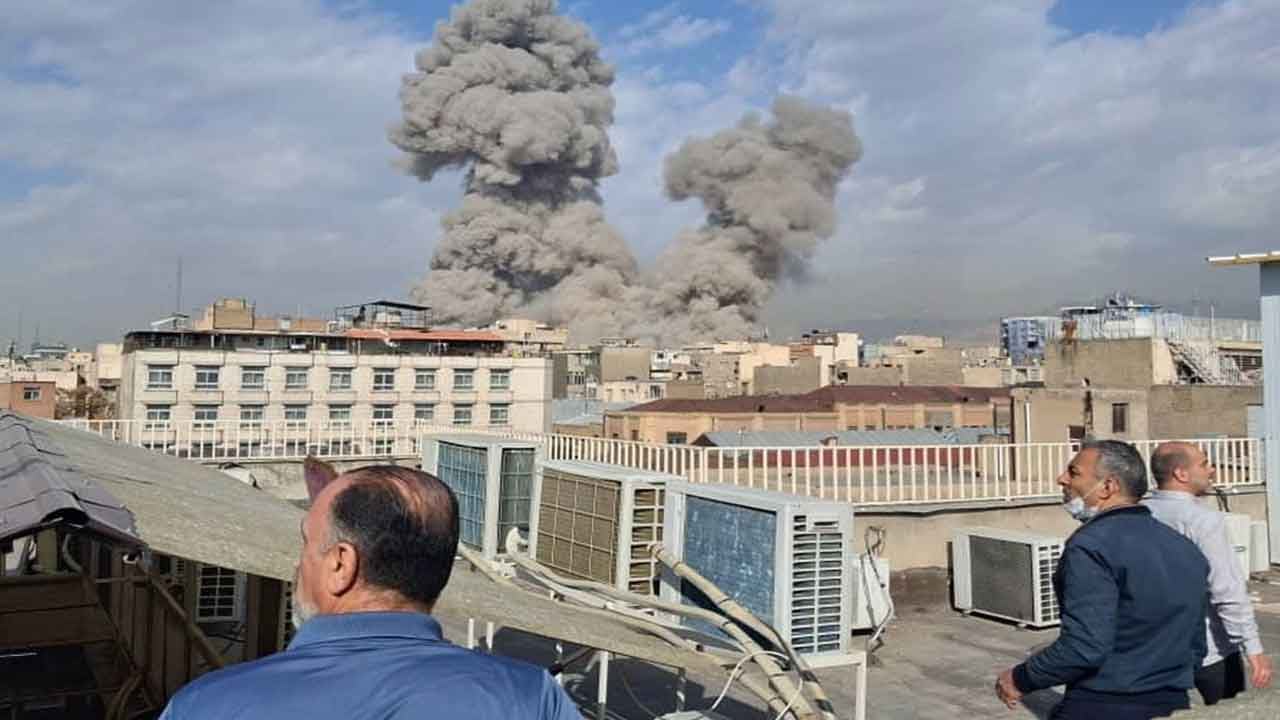 Foto - İran'a saldırı sonrası Mahmud Ahmedinejad'la ilgili gündemi altüst edecek iddia