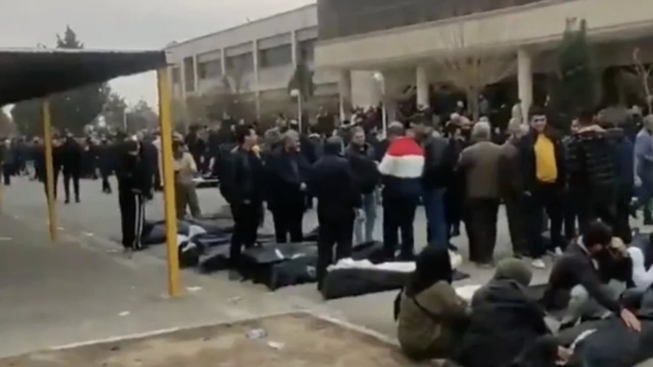 Foto - İran'da sokaklar ceset torbalarıyla doldu: Ölü sayısı belli oldu!