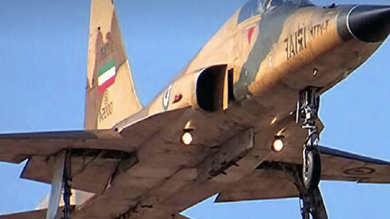 Foto - İran'da 'Eller tetikte bekliyoruz' mesajı mı? ABD'ye karşı koyabilirler mi? Ordusu ortaya çıktı!