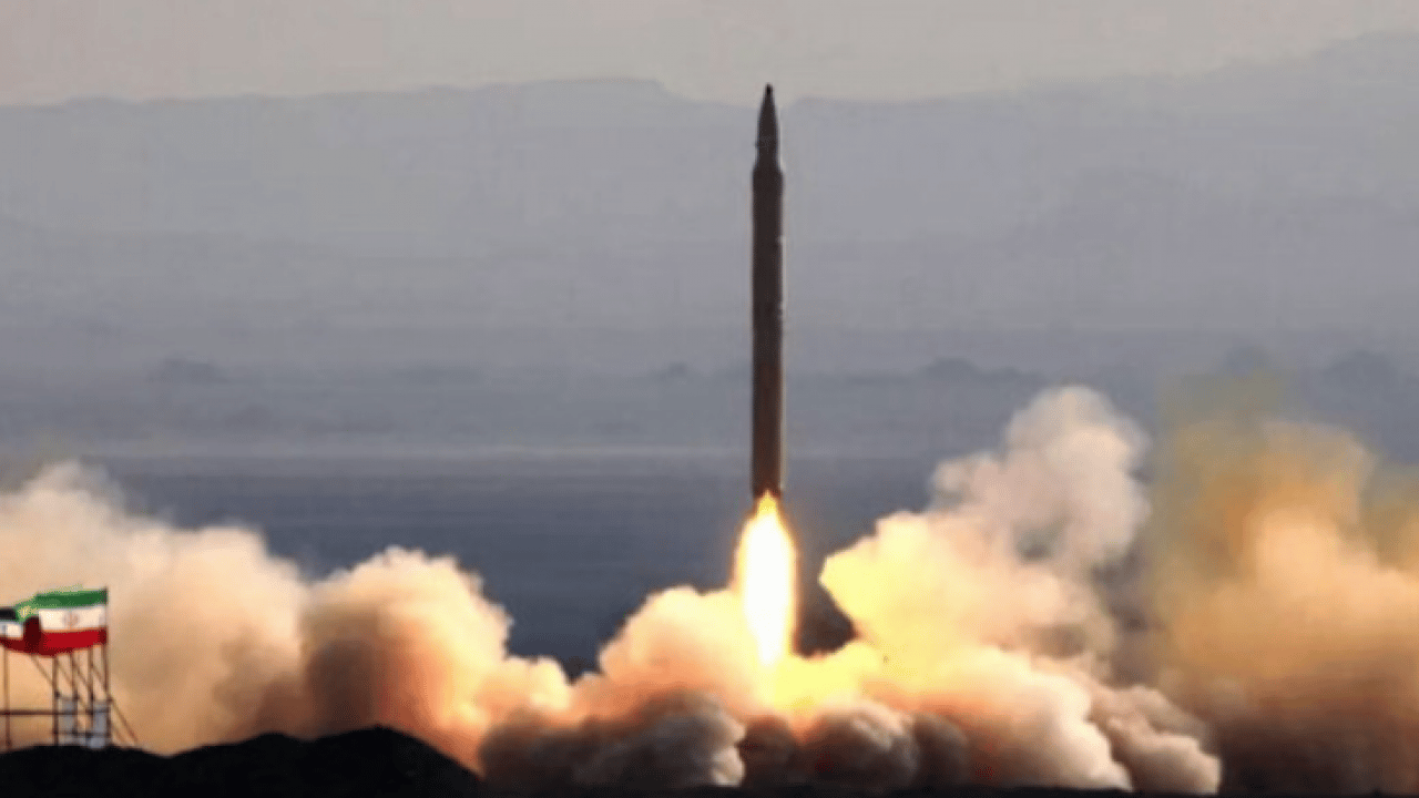 Foto - İran'da 'Eller tetikte bekliyoruz' mesajı mı? ABD'ye karşı koyabilirler mi? Ordusu ortaya çıktı!