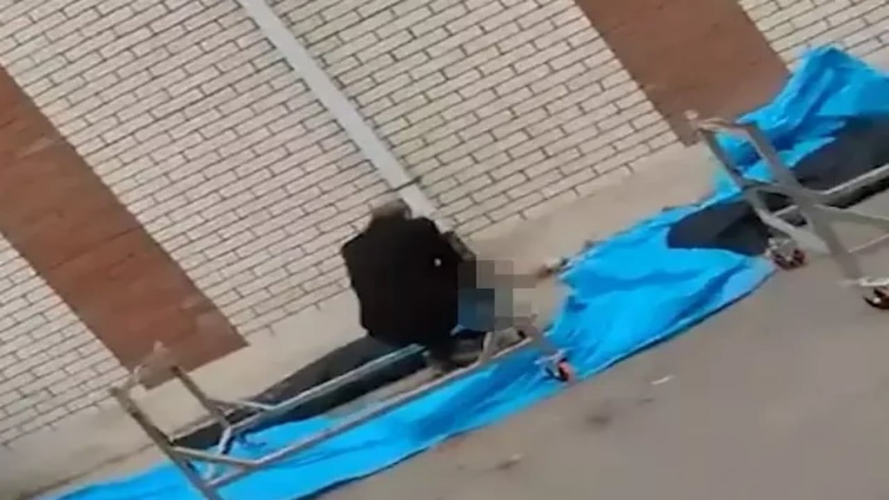 Foto - İran’da infiale yol açan görüntü! Ekrandaki detay dikkat çekti, herkes aynı yorumu yaptı