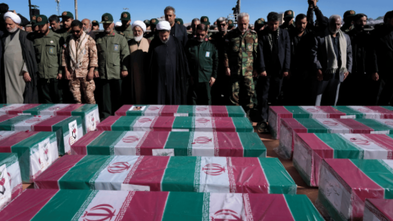 Foto - İran’da sivil yerleşim yerlerine bomba yağdı: Katliamın bilançosu ağırlaşıyor: Can kaybı 787’ye yükseldi