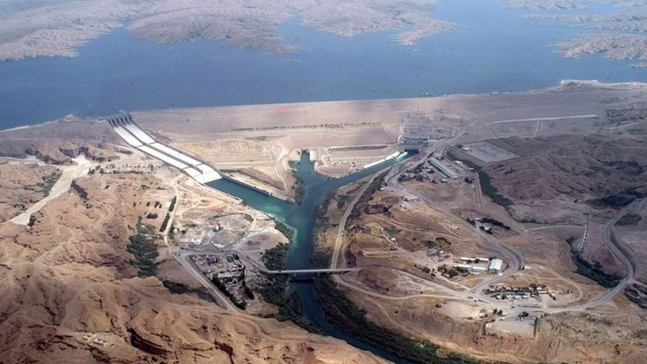 Foto - İran’da su krizi: Dünyanın en büyük toprak dolgu barajlarında tehlike çanları çaldı! Komşu ülkede tablo