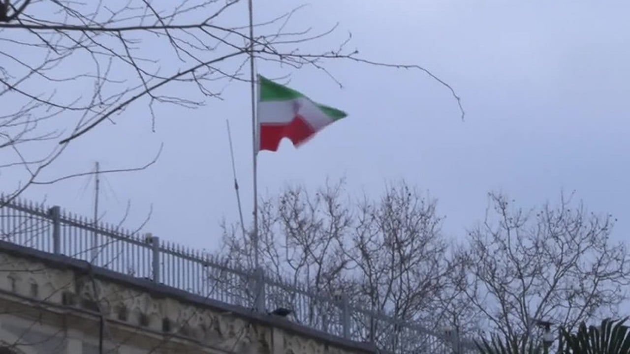 Foto - İran’dan, ABD-İsrail saldırısı sonrası "İstanbul" kararı: Yarıya indirildi