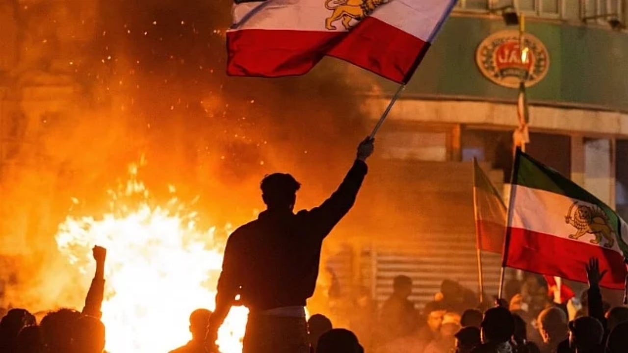 Foto - İran’dan, ateşi körükleyen iki ülkeye çok sert tehdit: Bir saniye bile düşünmeden vururuz