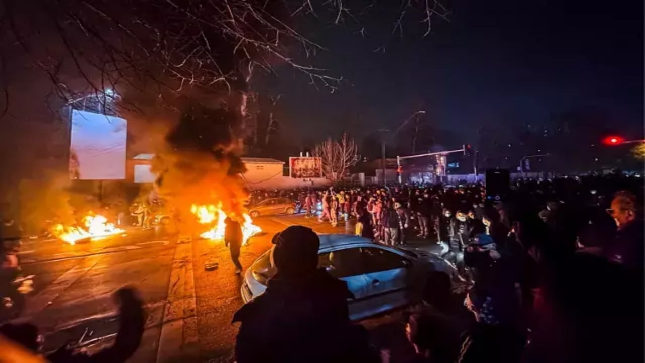 Foto - İran’ı ayağa kaldıran "keskin nişancı" fotoğrafı! Bu iddia doğruysa, ortalık fena karışır
