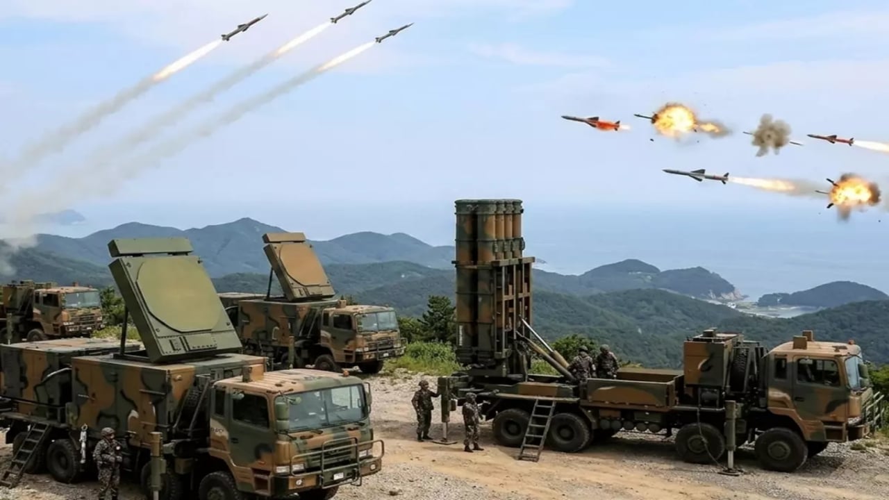 Foto - İran’ın füzelerle feleğini şaşırttığı Müslüman ülke, Türkiye‘nin dostu Güney Kore’ye koştu: Durum kötü, hemen hızlandırın