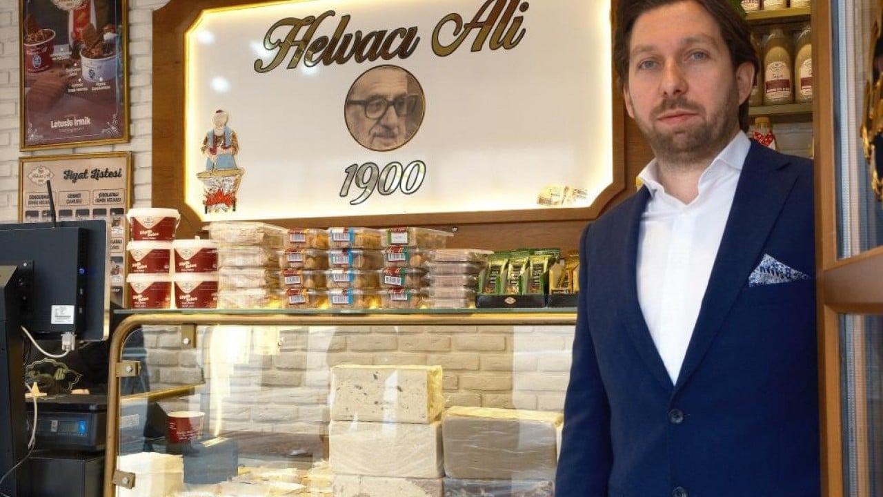 Foto - İrmik helvasını dondurmayla buluşturup dünyaya yediriyor