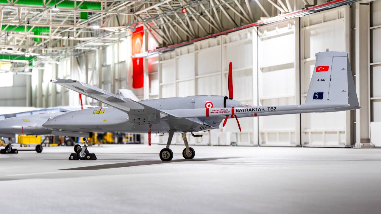 Foto - 'İş artık korkutucu seviyeye geldi' diyerek itiraf ettiler: Türk SİHA'ları karşısında duramayız