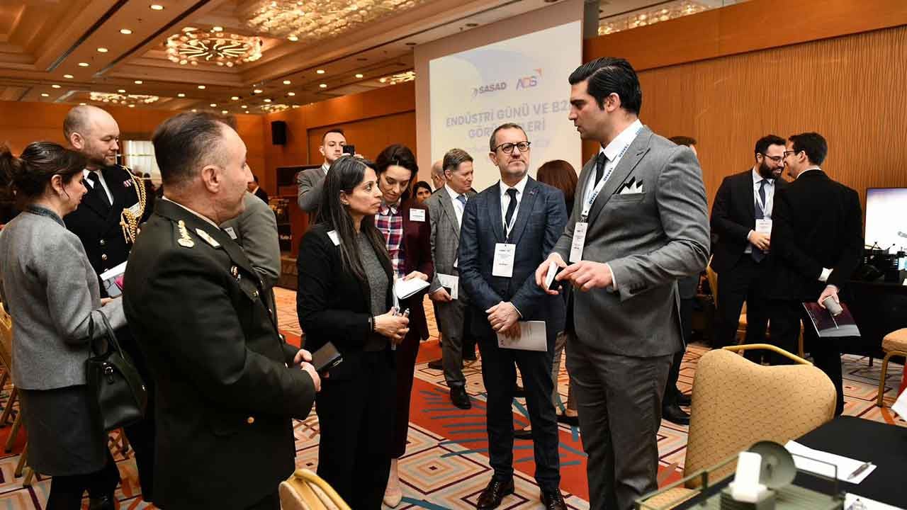 Foto - İş Eurofighter'dan öteye gitti! Ankara'da bir anda masaya oturuldu