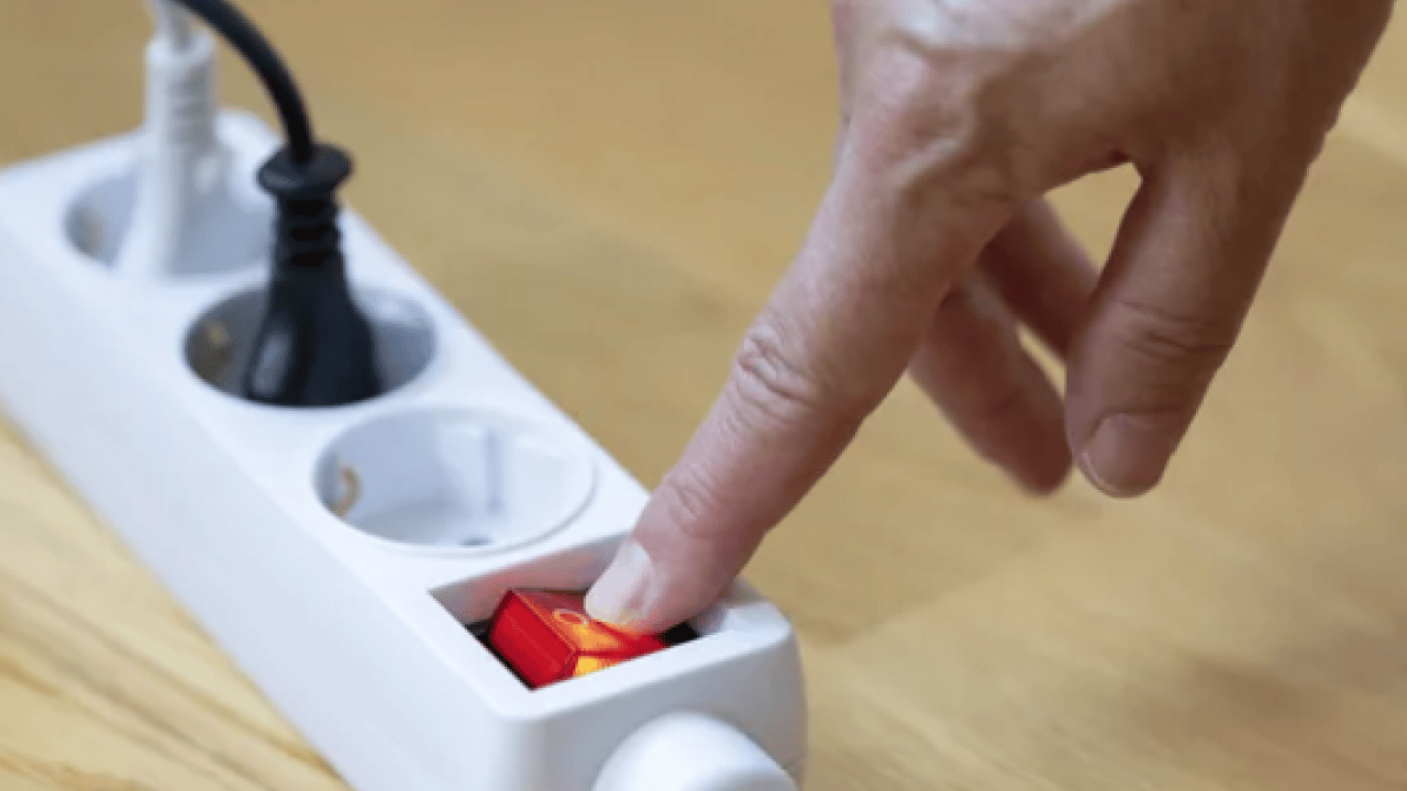 Isı üreten ve kompresörle... Uzatma kablosuna asla takılmaması gereken 10 cihaz