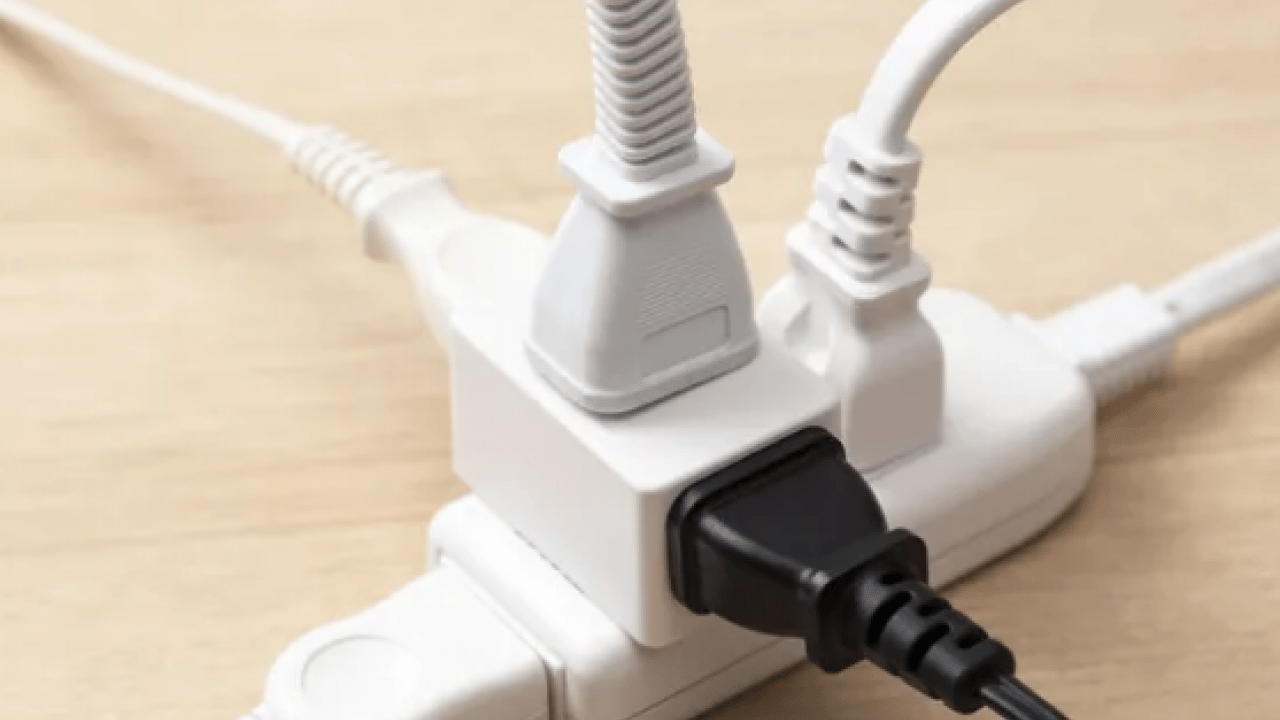 Foto - Isı üreten ve kompresörle... Uzatma kablosuna asla takılmaması gereken 10 cihaz