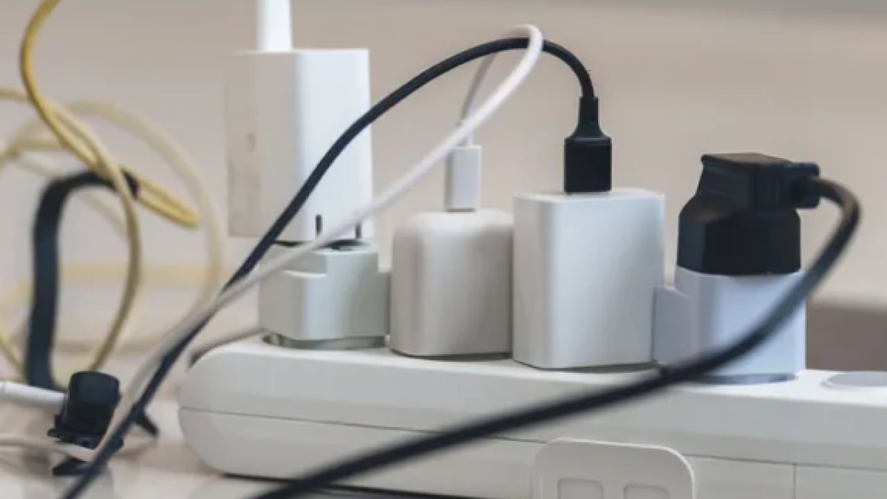 Foto - Isı üreten ve kompresörle... Uzatma kablosuna asla takılmaması gereken 10 cihaz