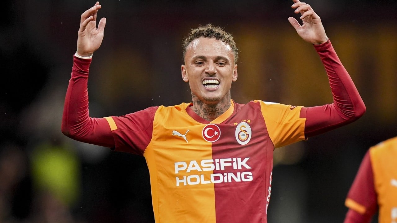 Foto - İşi zor ama bunu yaptı: Lang Galatasaray'da kalmak istiyor: Napoli'ye indirim talebi