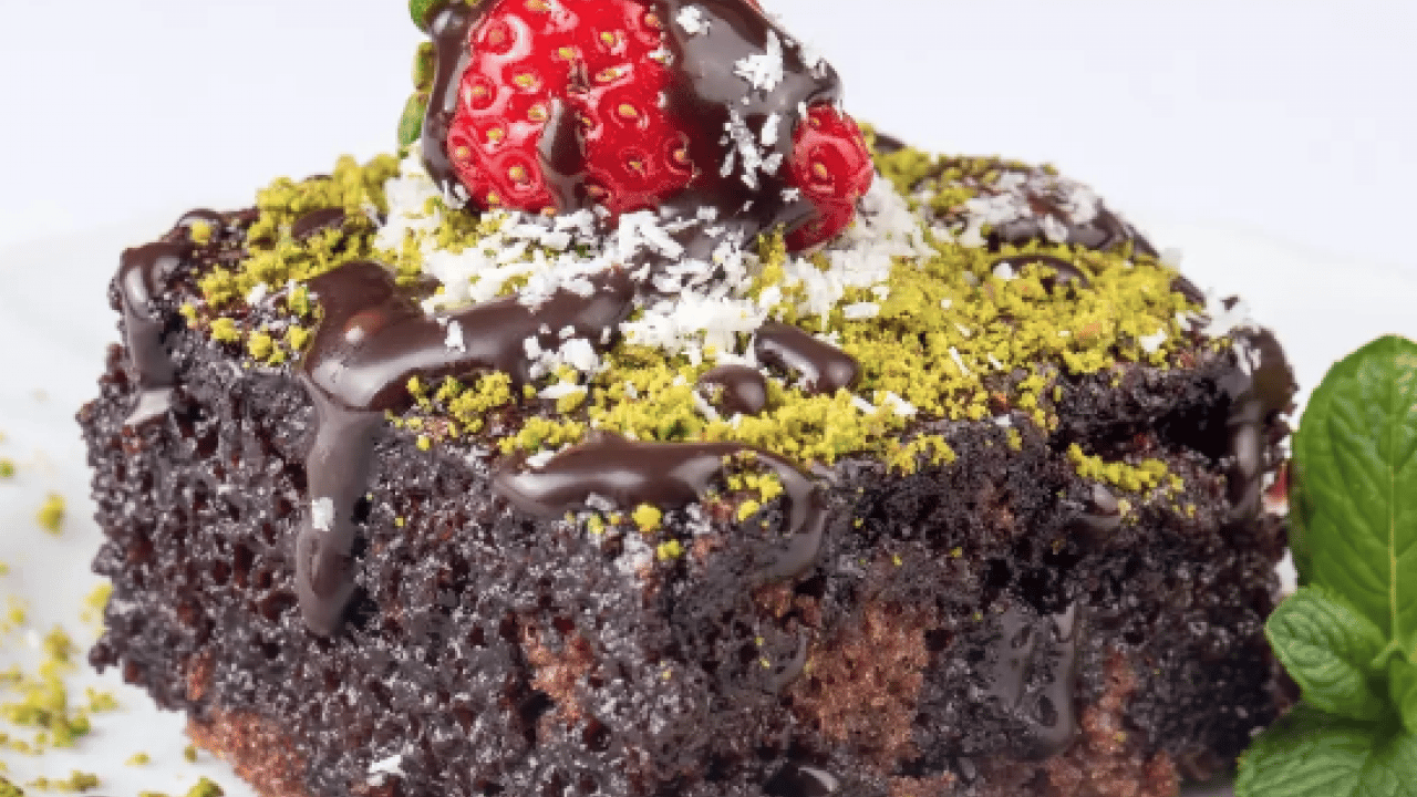 Foto - Islak kek tarifi nasıl yapılır? Sosunu çeken, yumuşacık, tam kıvamında lezzet! Sağlık bombası