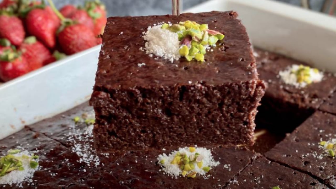 Foto - Islak kek tarifi nasıl yapılır? Sosunu çeken, yumuşacık, tam kıvamında lezzet! Sağlık bombası