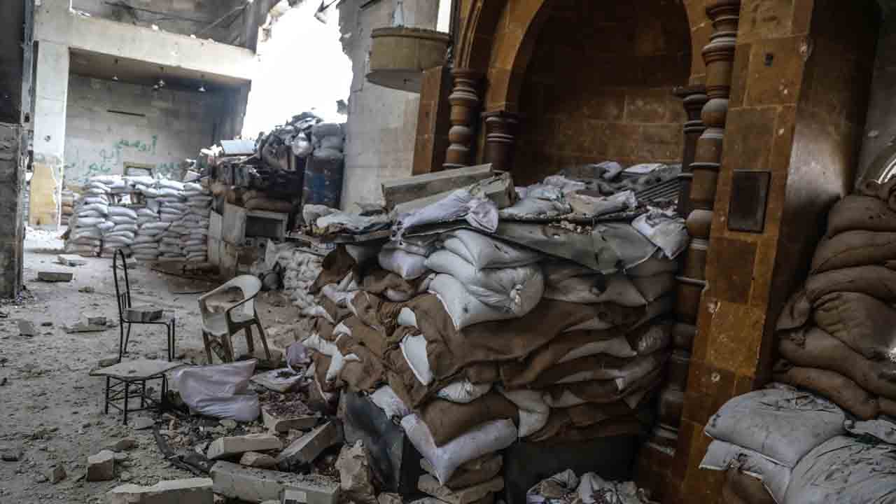 Foto - İslam düşmanı örgütün alçaklığı görüntülere yansıdı: PKK’nın karargah yaptığı camide yeniden ezan 