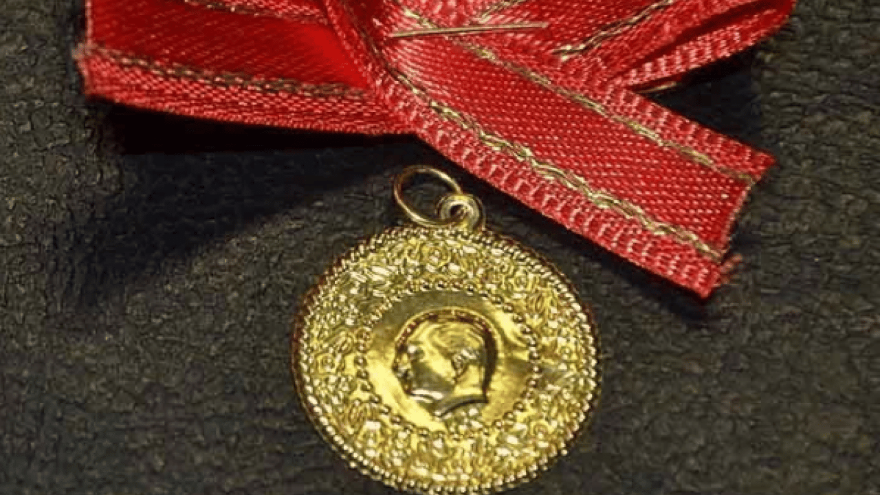 Foto - İslam Memiş pazartesi gününü işaret etti! Altın ve konut için kritik zaman