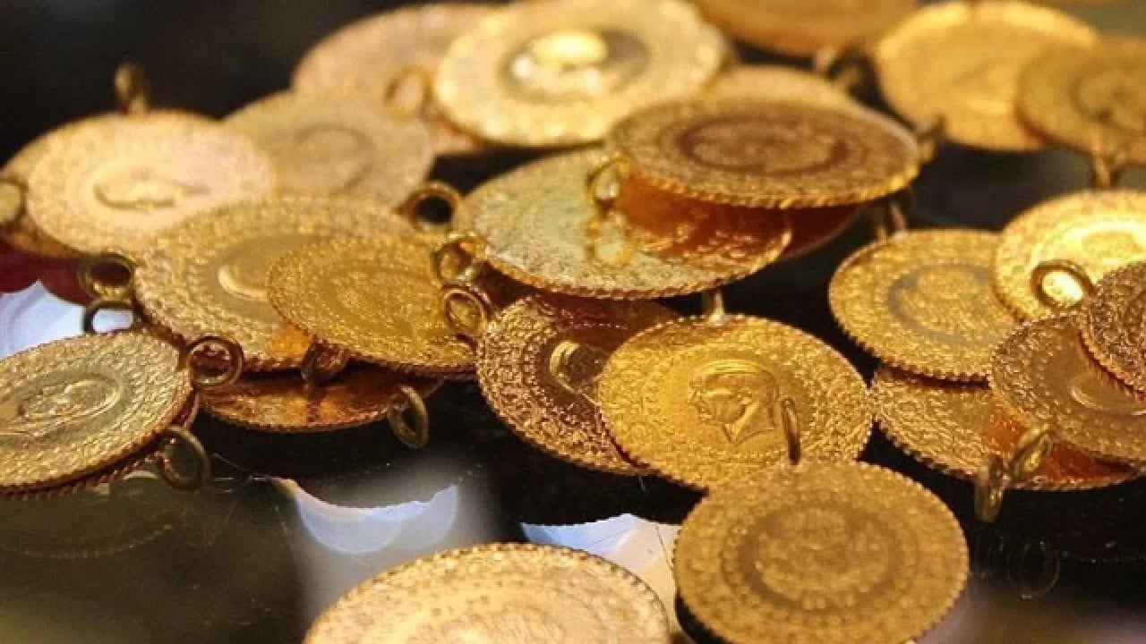 İslam Memiş'ten altın sahiplerine 'Hafta Sonu' uyarısı! Gramda 10 bin TL senaryosu ve 2026'nın asıl yıldızları