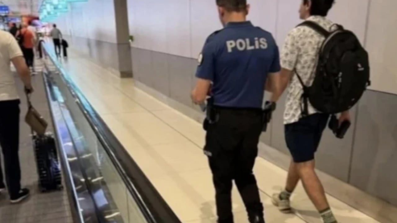 Foto - İslâm’a ve Kur’an’a dil uzatmıştı! Soytarı Deniz Göktaş’ın tahliye talebine ret! 