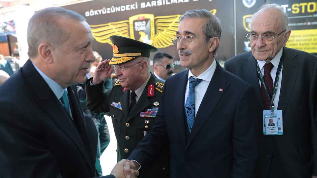 Foto - İsmail Demir, Erdoğan'dan gelen o şok telefonu açıkladı: O silahın atışları isabetli olmuyormuş öyle mi?