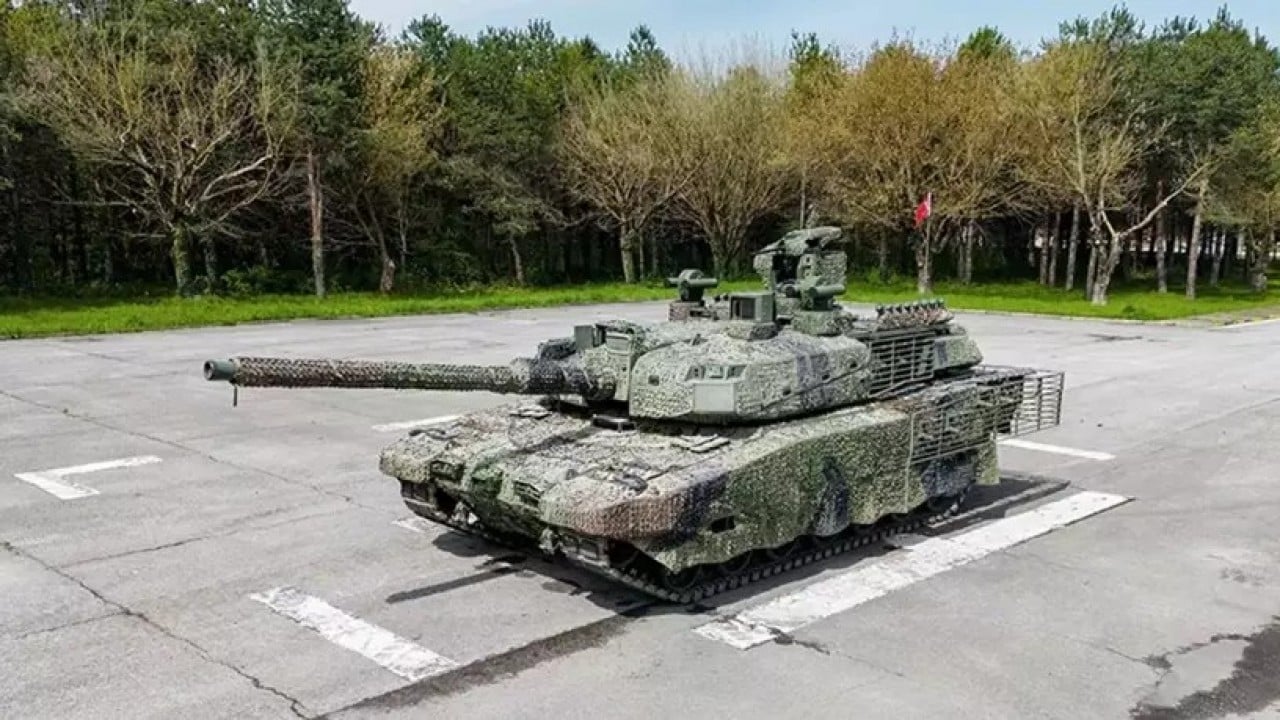 Foto - İsmail Demir, Erdoğan'dan gelen o şok telefonu açıkladı: O silahın atışları isabetli olmuyormuş öyle mi?