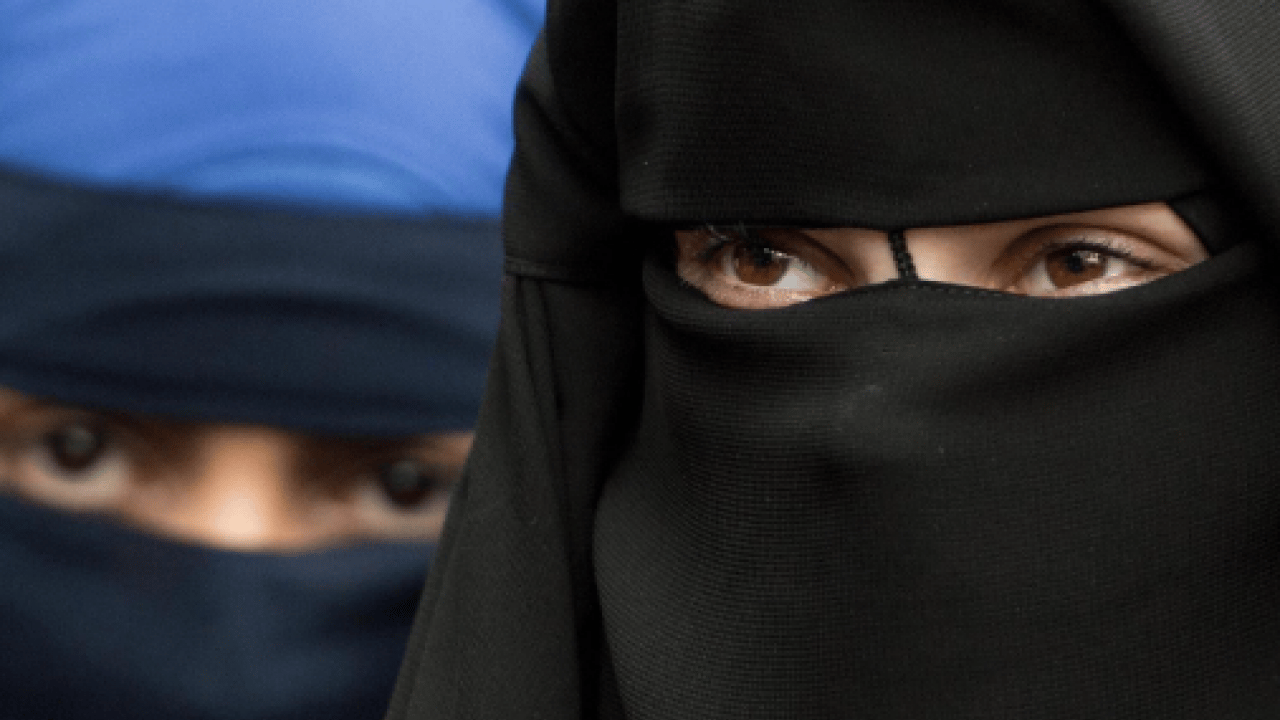 Foto - İspanya'da aşırı sağın hevesi kursağında kaldı: İslam karşıtı ‘burka yasağı’ teklifi reddedildi