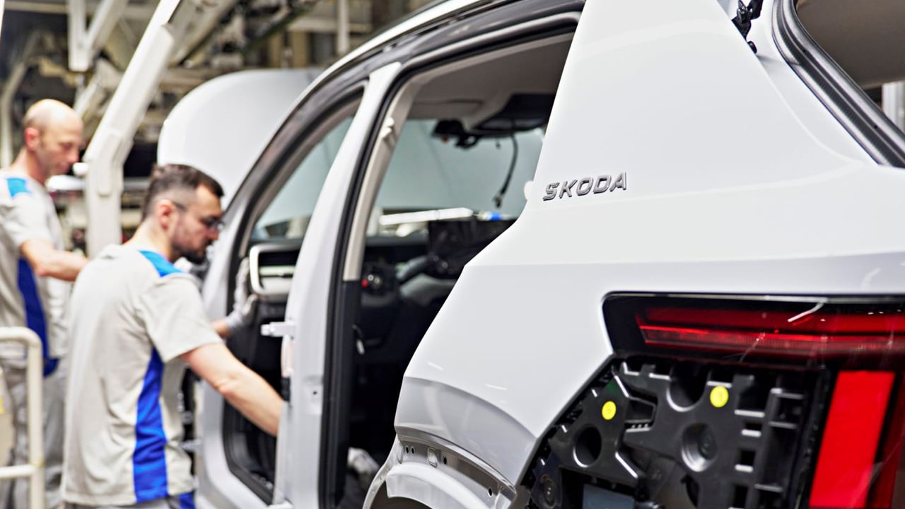 Foto - İspanya’dan çıkan ilk Skoda! Epiq üretime girdi! Türkiye’ye gelmeden Avrupa’da ses getirdi