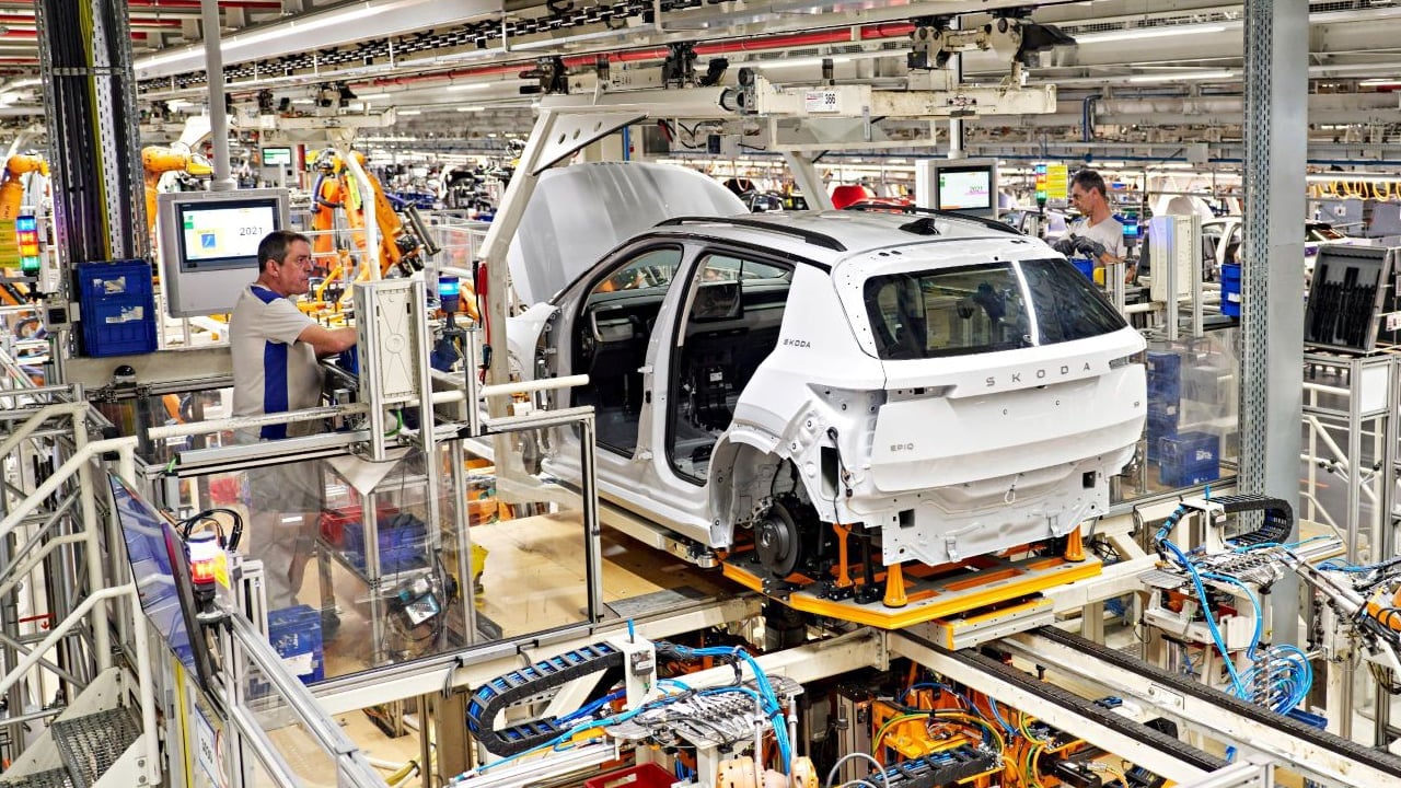 Foto - İspanya’dan çıkan ilk Skoda! Epiq üretime girdi! Türkiye’ye gelmeden Avrupa’da ses getirdi
