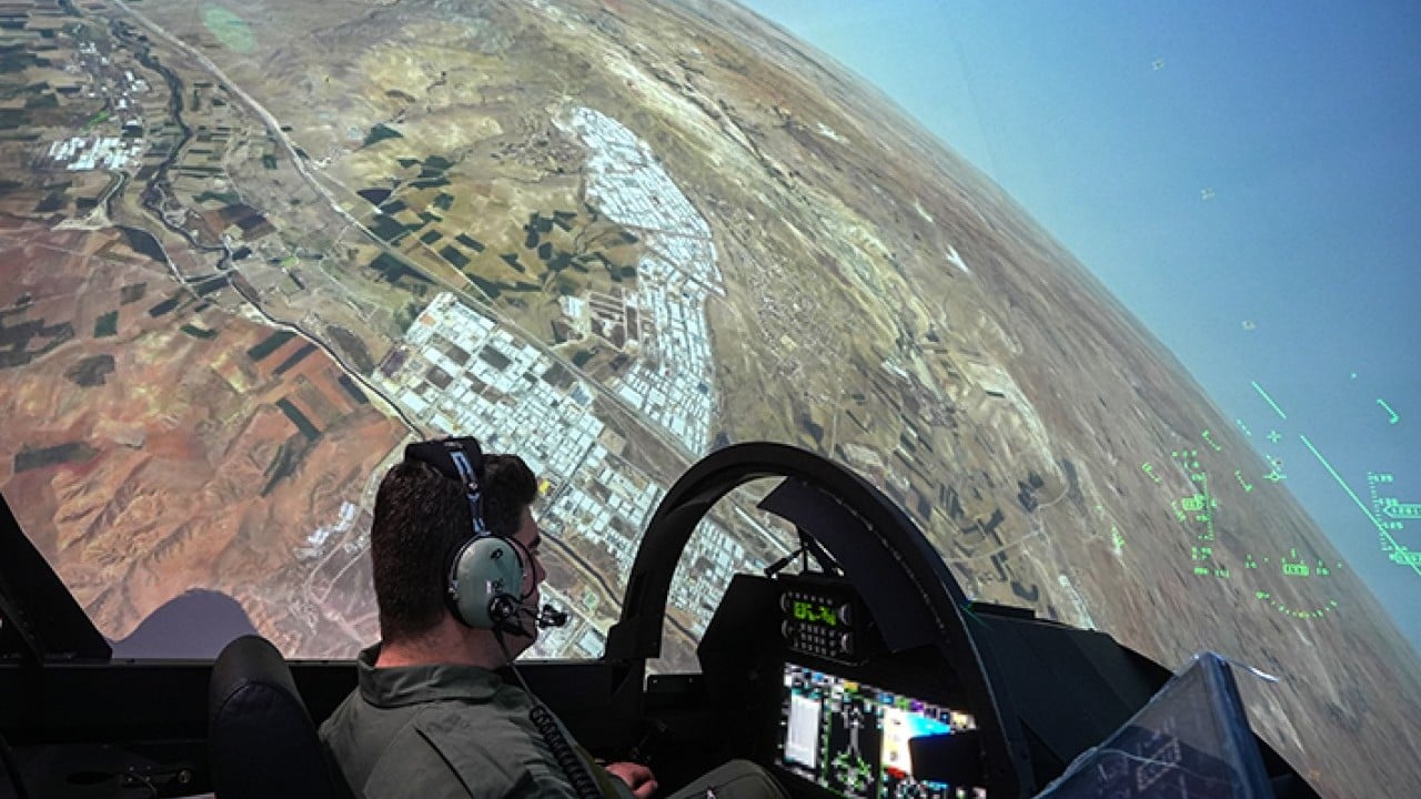 Foto - İspanya’ya ihraç edilecek Önce HÜRJET’i sattık şimdi de simülatörü 