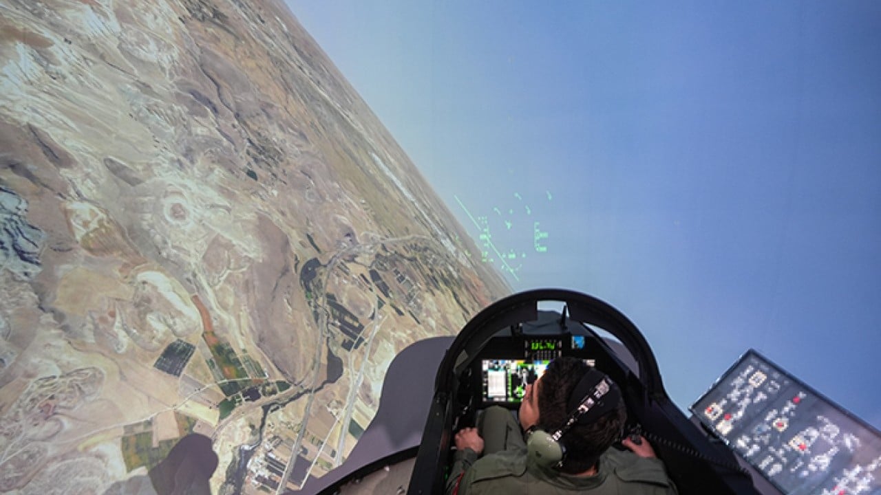 Foto - İspanya’ya ihraç edilecek Önce HÜRJET’i sattık şimdi de simülatörü 