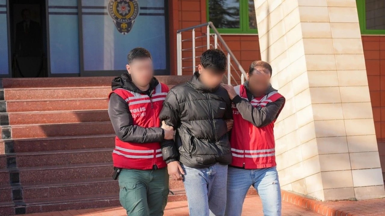 Foto - Isparta'da aranan cezaevi firarisi yakalandı! Türk polisi oyunbozan rolünde! Hırsızların kabusu oldu, geçit yok diyor...