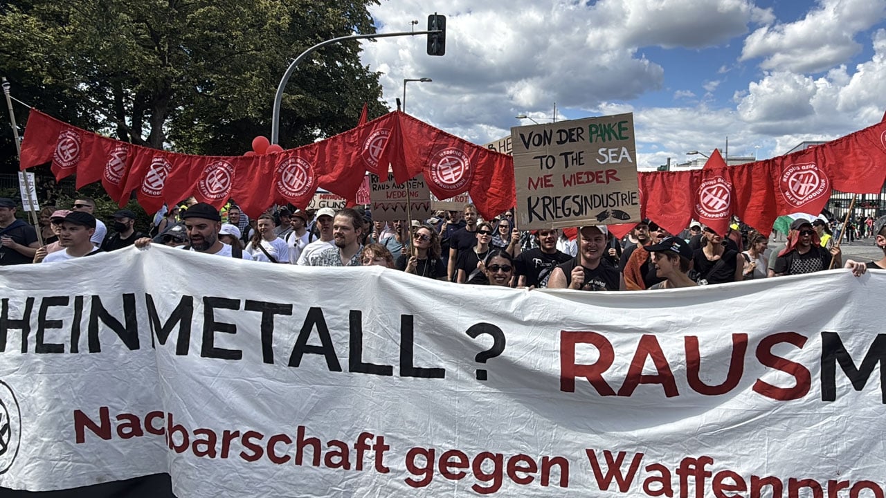 Foto - İsrail için mühimmat üretiyorlar! Almanya'da Rheinmetall protestosuna polis müdahalesi